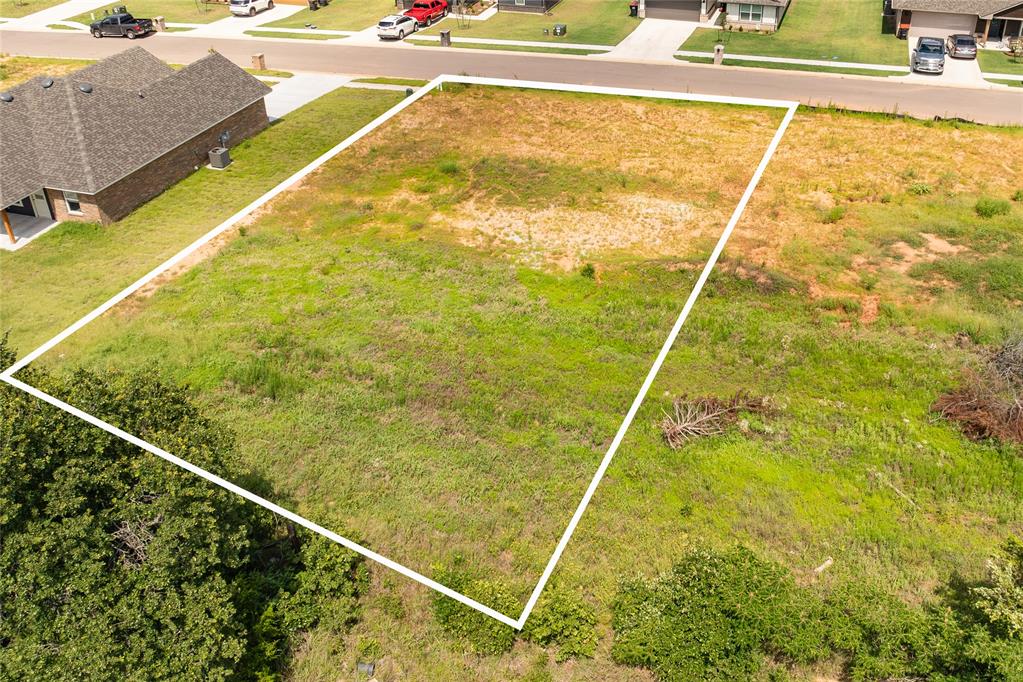 4664 Lincoln Landing Property Photo 6