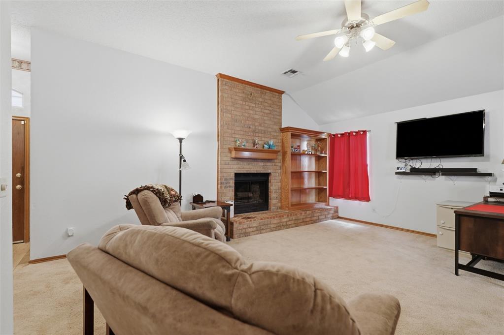 10329 Aberdeen Drive Property Photo 7