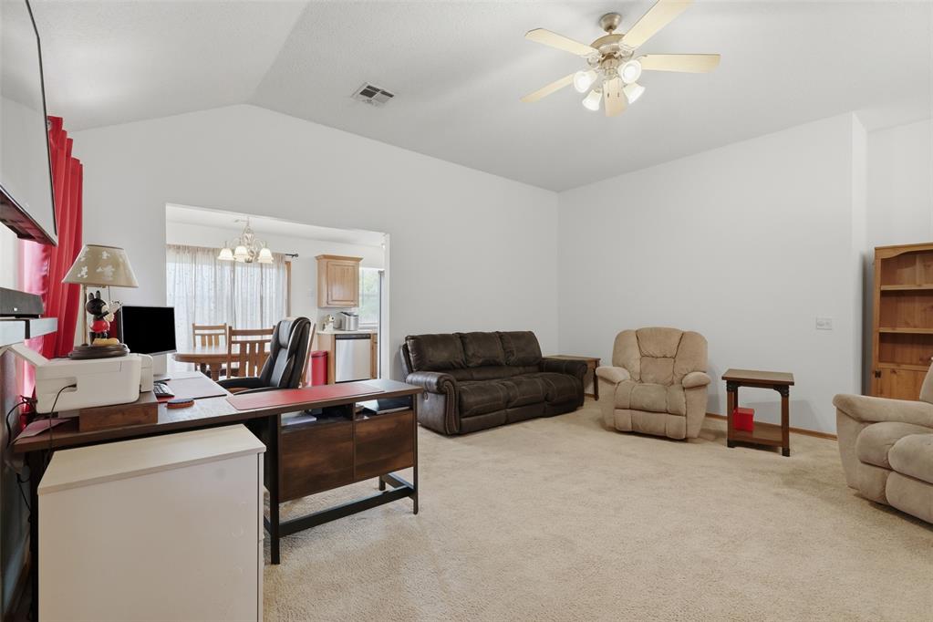 10329 Aberdeen Drive Property Photo 9