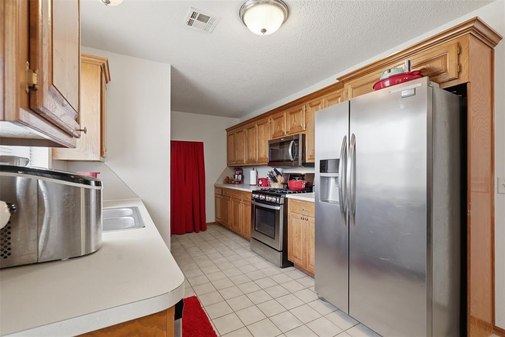 10329 Aberdeen Drive Property Photo 11
