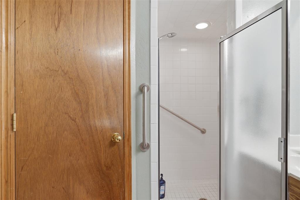 10329 Aberdeen Drive Property Photo 21