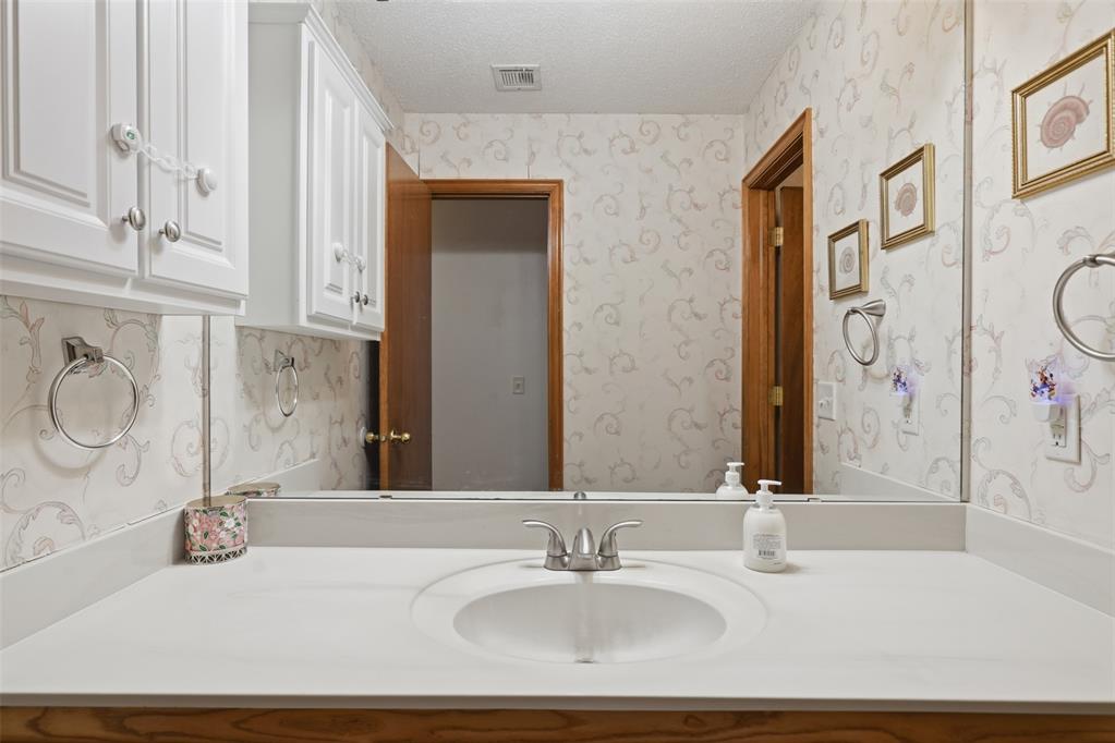 10329 Aberdeen Drive Property Photo 24
