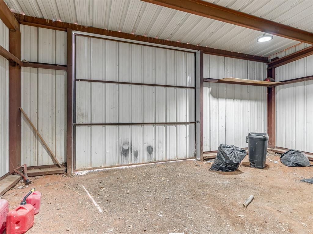 1402 W Veterans Memorial Highway Property Photo 21