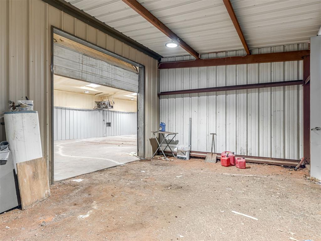 1402 W Veterans Memorial Highway Property Photo 22