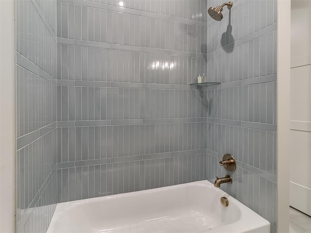 2916 Flycatcher Lane Property Photo 41