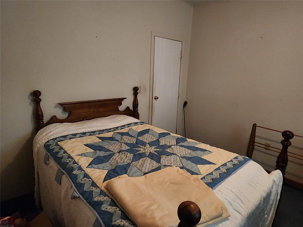 7727 Winding Path Property Photo 9