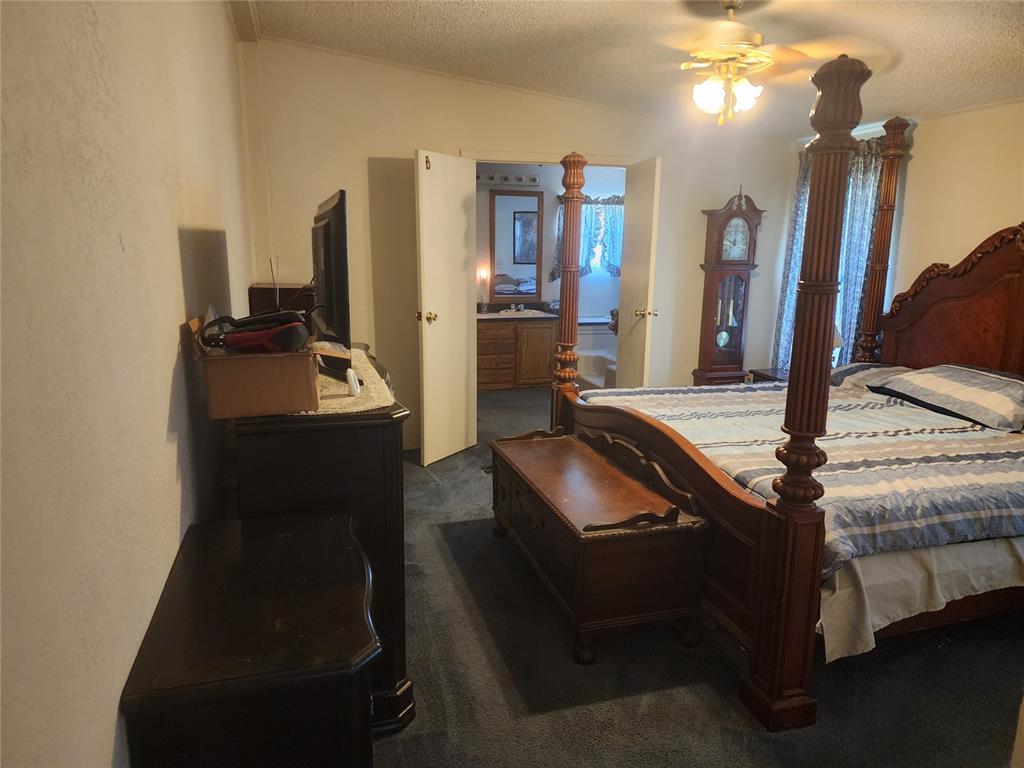 7727 Winding Path Property Photo 16