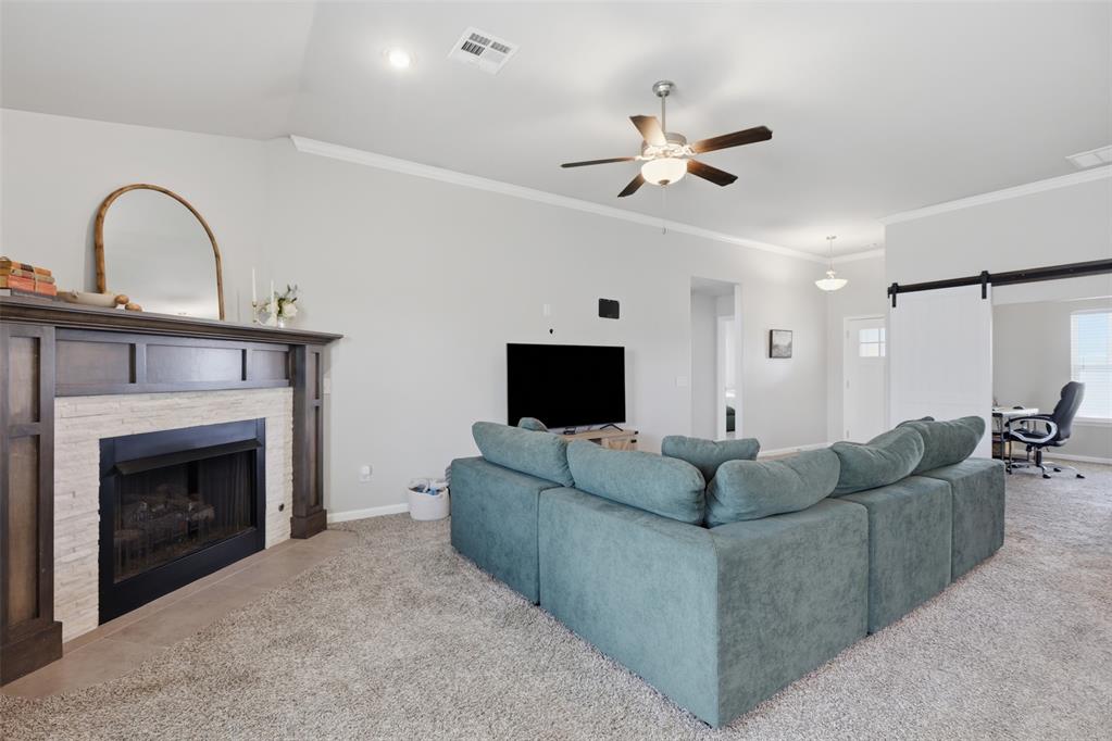 1730 Huntington Court Property Photo 6