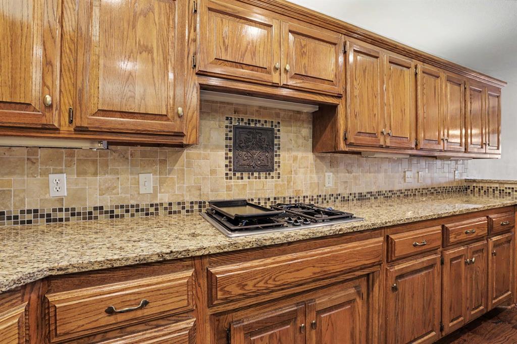 10408 Mantle Drive Property Photo 16