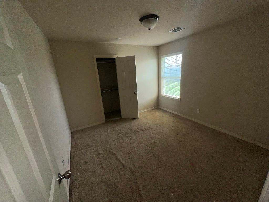 1100 Nw 190th Place Property Photo 12
