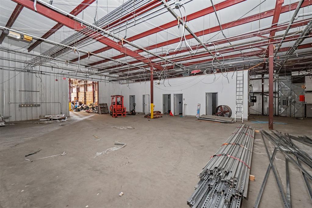 709 S Veterans Drive Property Photo 14