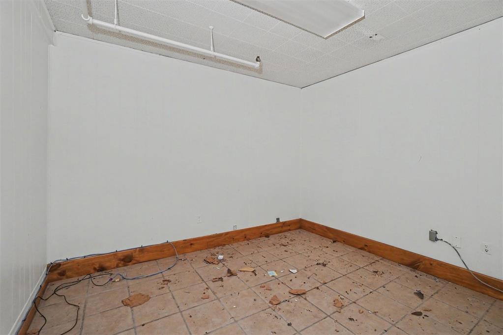 709 S Veterans Drive Property Photo 31