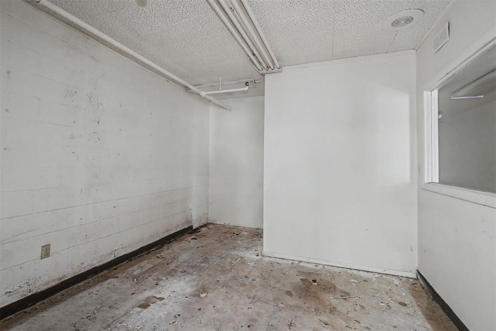 709 S Veterans Drive Property Photo 34