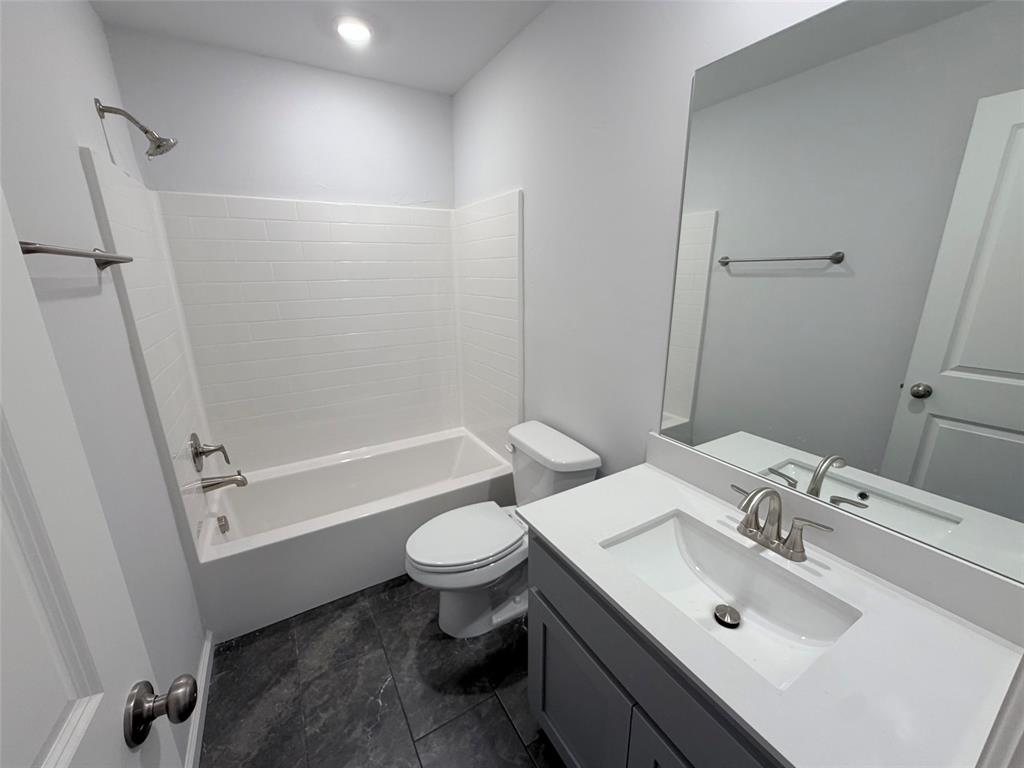 19625 Ferris Drive Property Photo 10