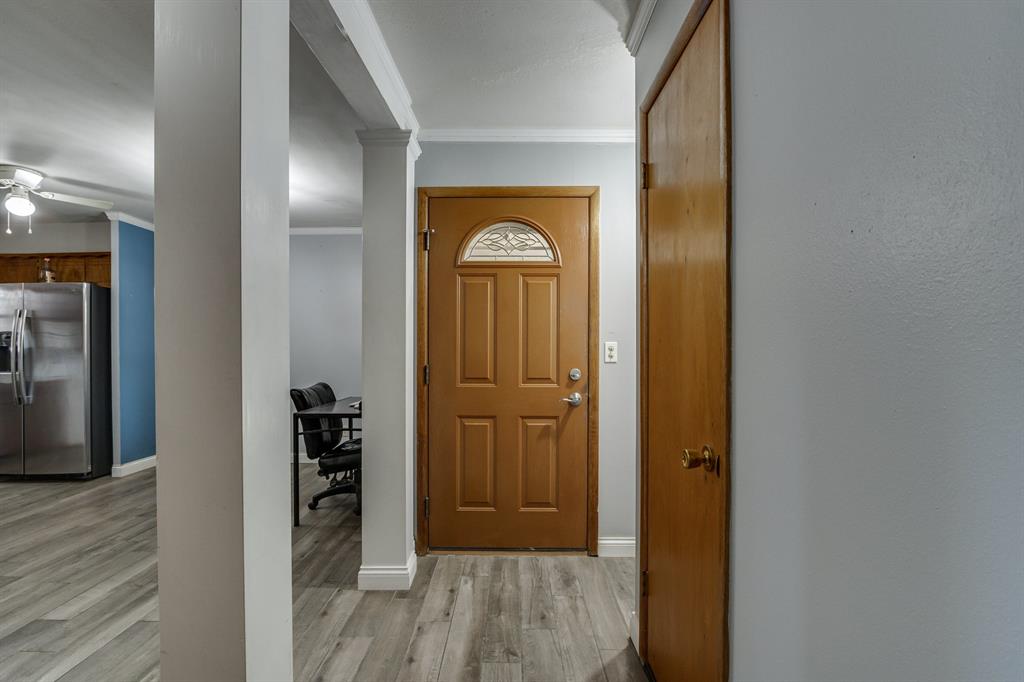 1301 Queensboro Place Property Photo 4