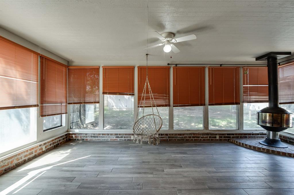 1301 Queensboro Place Property Photo 9