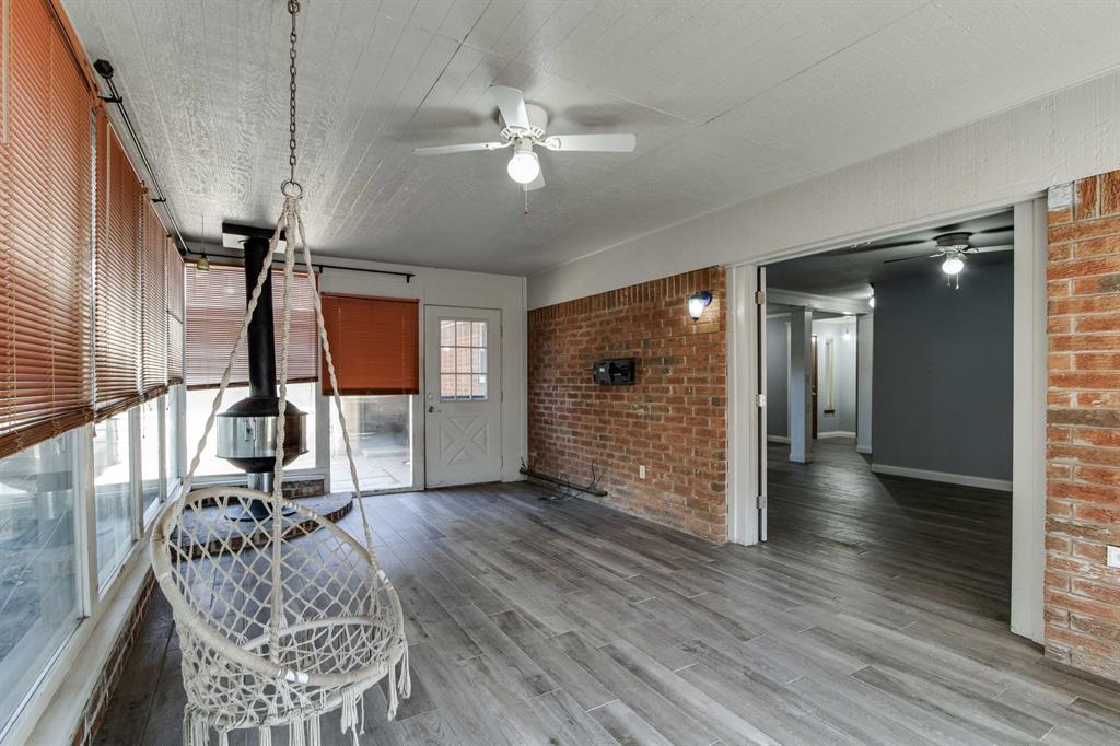 1301 Queensboro Place Property Photo 11