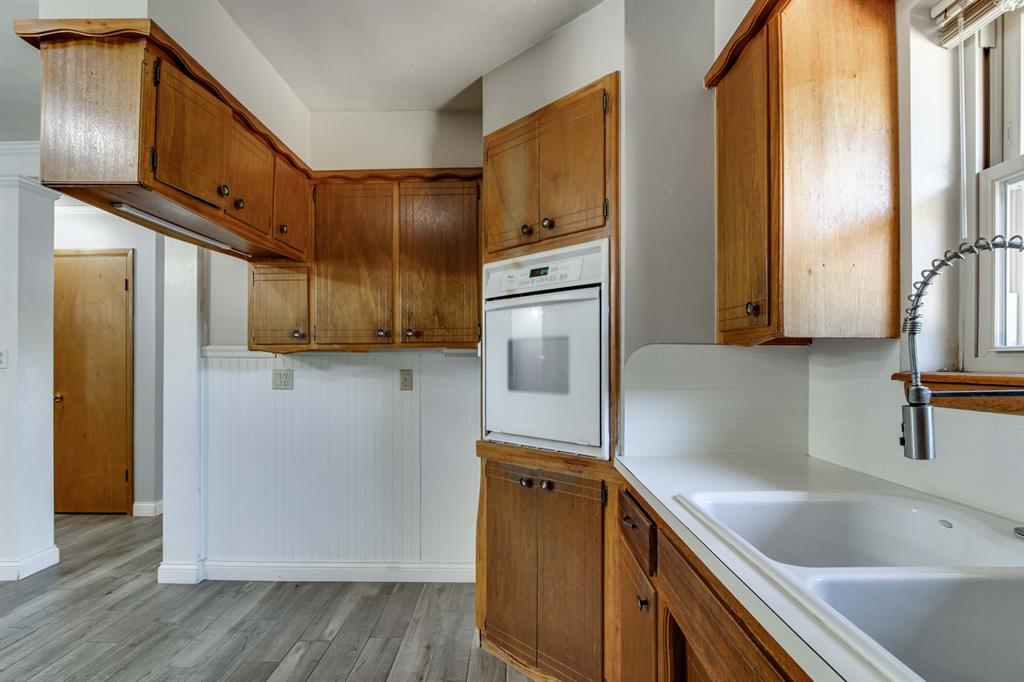 1301 Queensboro Place Property Photo 19