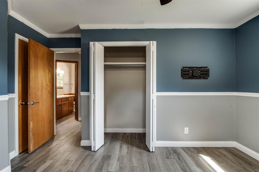 1301 Queensboro Place Property Photo 27