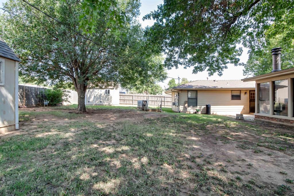 1301 Queensboro Place Property Photo 36