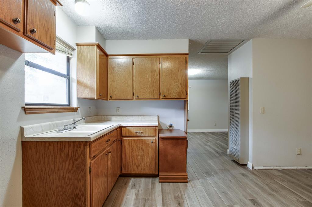 1301 Queensboro Place Property Photo 42