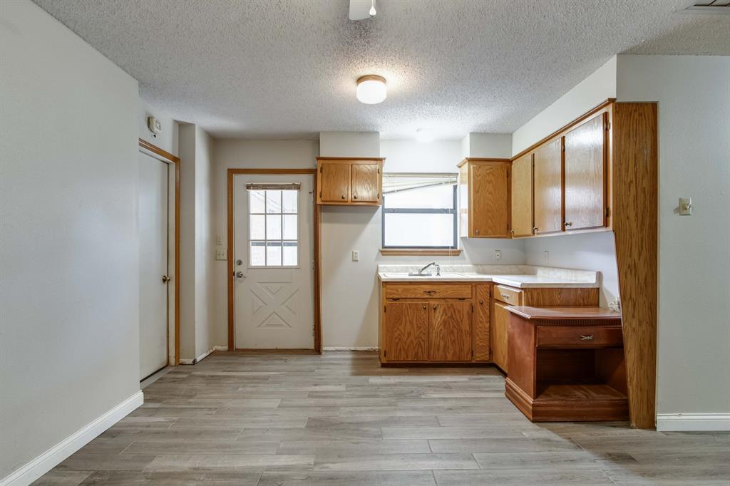 1301 Queensboro Place Property Photo 43