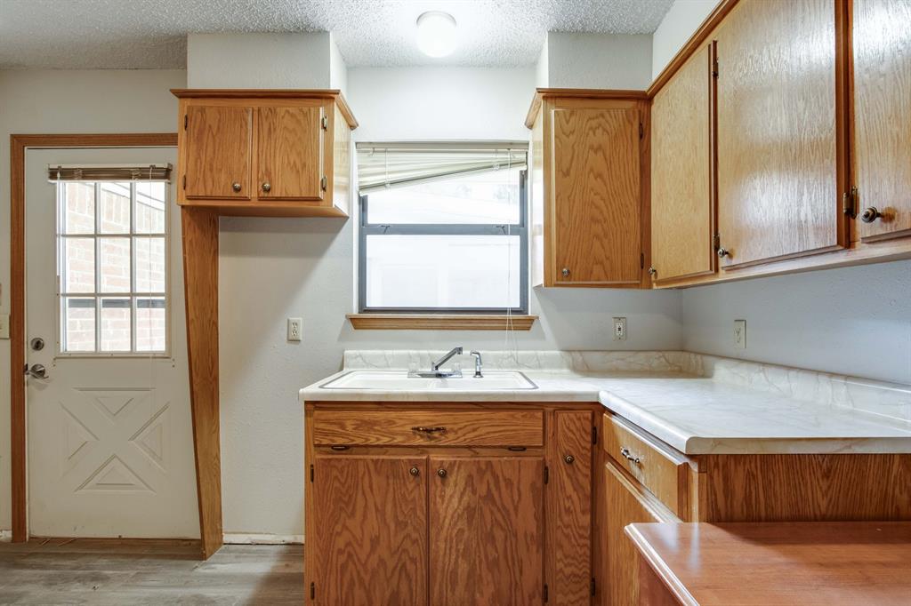 1301 Queensboro Place Property Photo 44