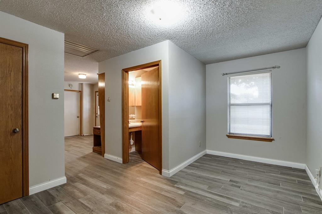 1301 Queensboro Place Property Photo 47