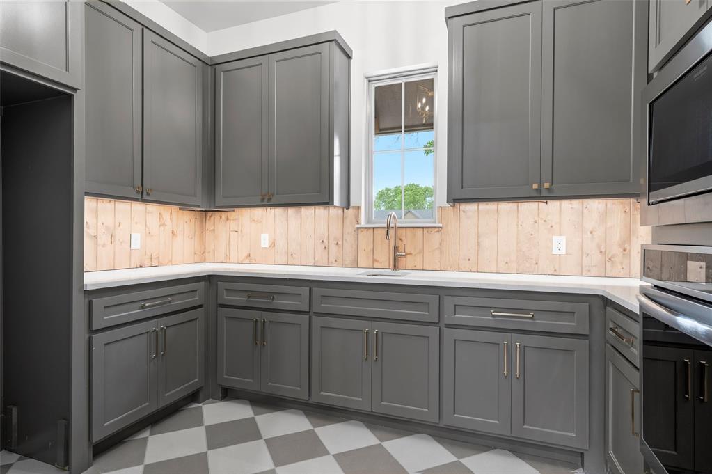 12974 Stagecoach Trail Property Photo 13