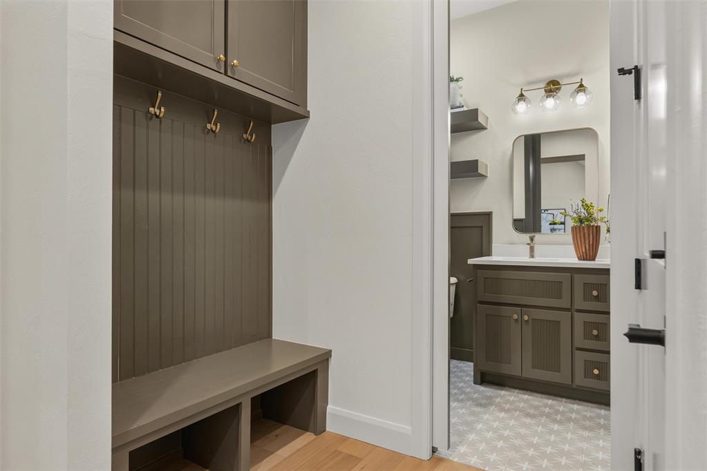 7960 Stagecoach Circle Property Photo 12