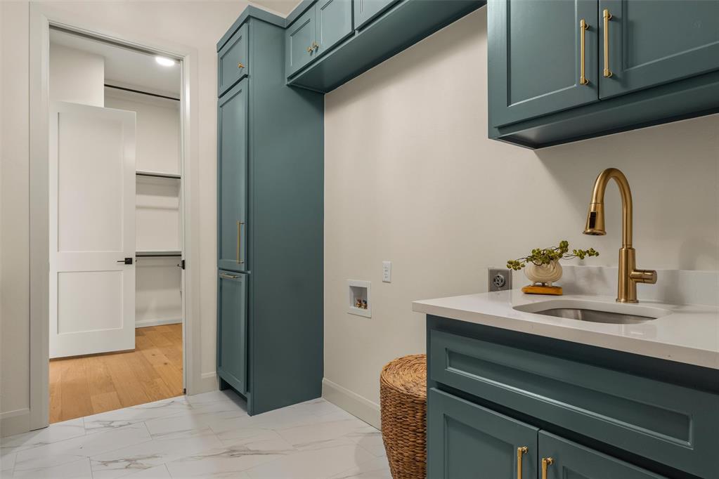 7960 Stagecoach Circle Property Photo 15