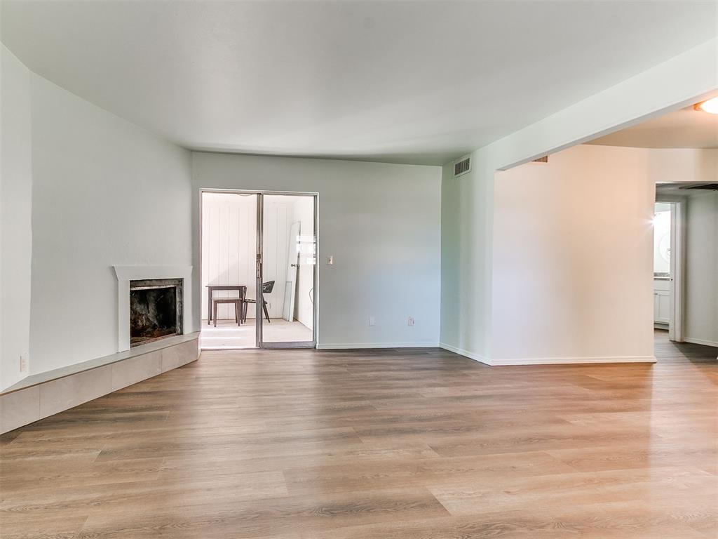 6704 N Meridian Avenue E Property Photo 6