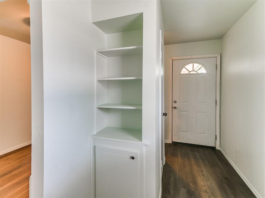 6704 N Meridian Avenue E Property Photo 8