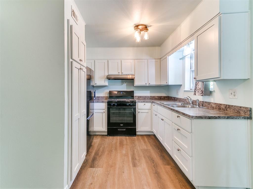 6704 N Meridian Avenue E Property Photo 9