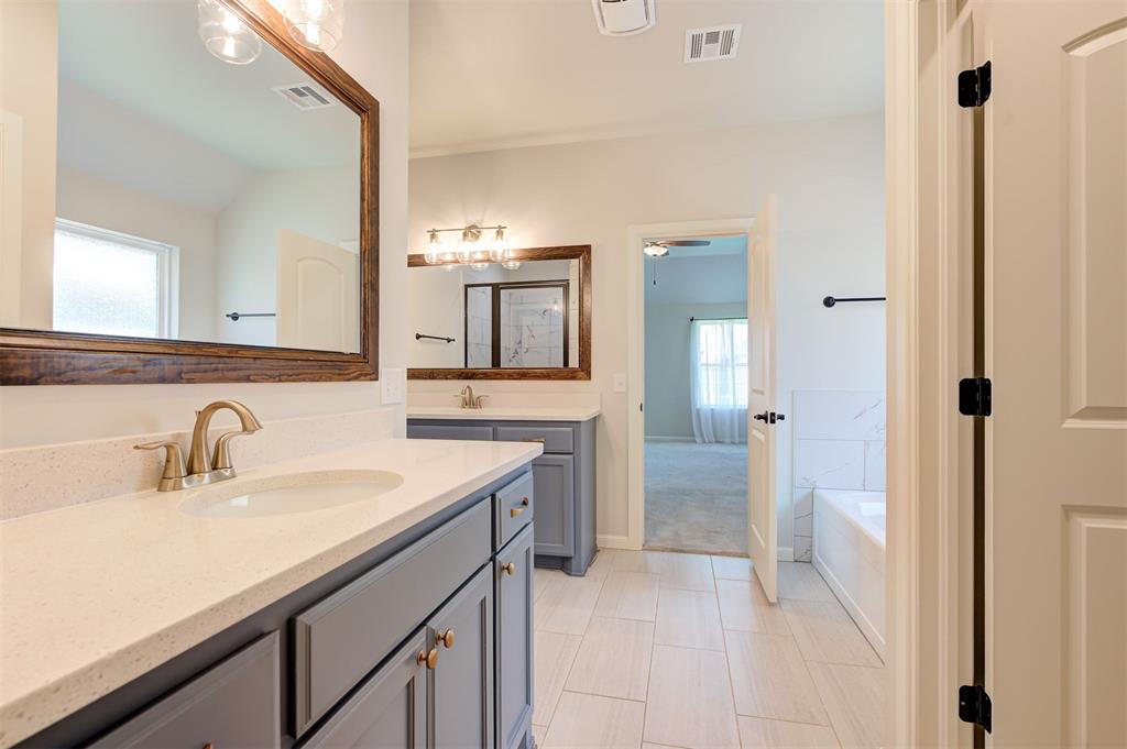 409 Tralee Lane Property Photo 25
