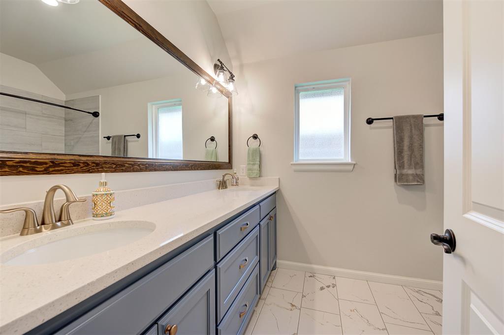 409 Tralee Lane Property Photo 37