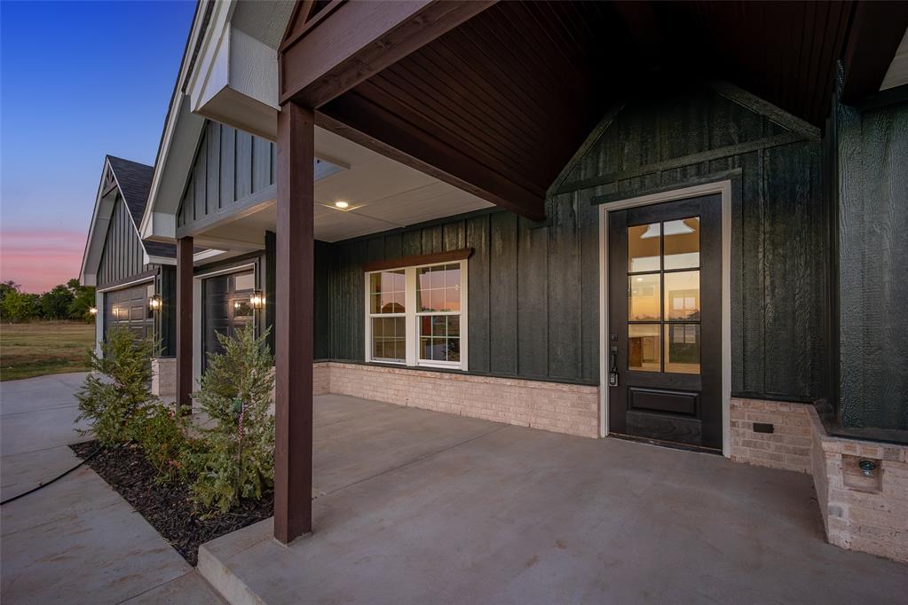 2451 Wind River Circle Property Photo 2