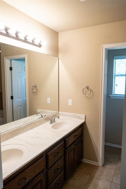 8009 Hillers Road Property Photo 18
