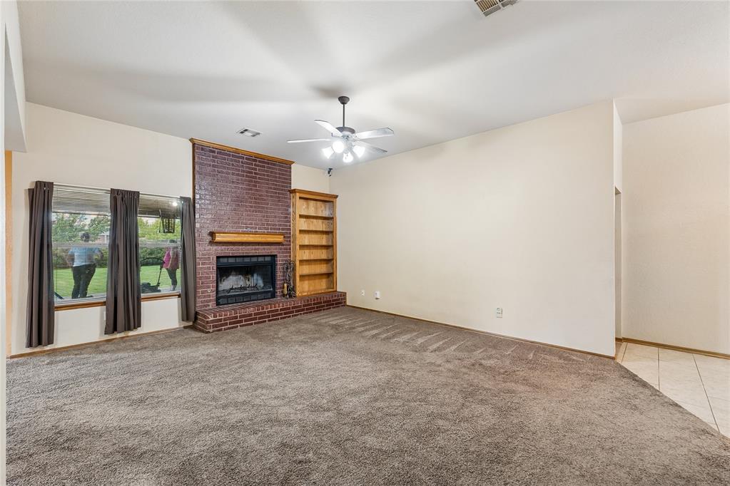 1909 Bradford Way Property Photo 9
