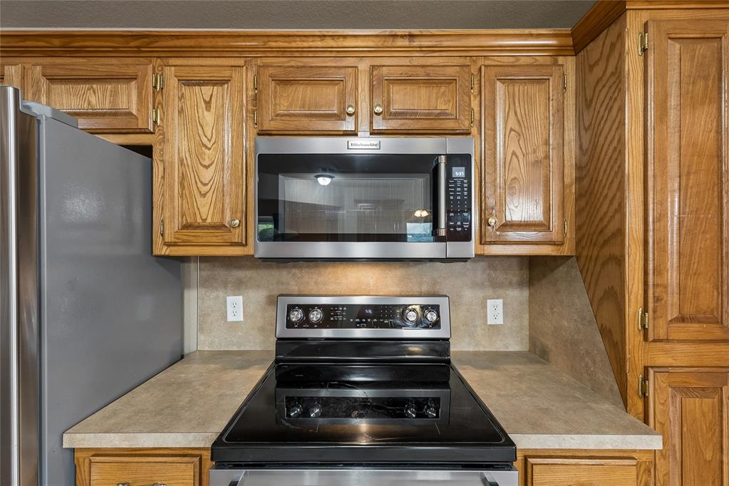 1909 Bradford Way Property Photo 19