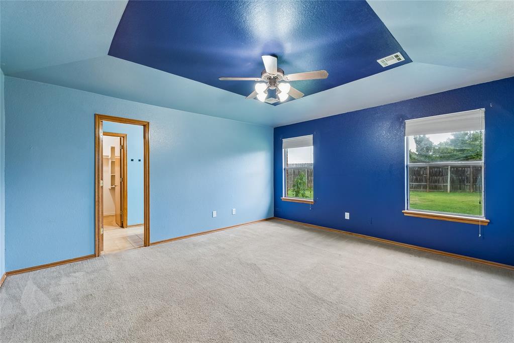 1909 Bradford Way Property Photo 24