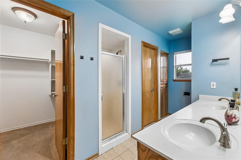 1909 Bradford Way Property Photo 30