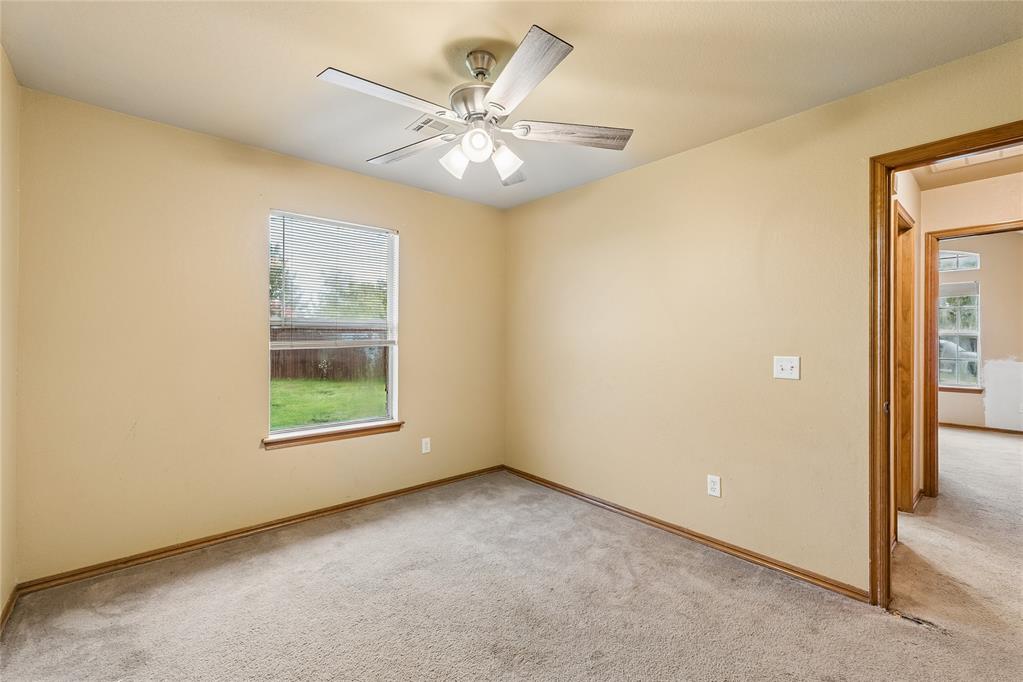 1909 Bradford Way Property Photo 35