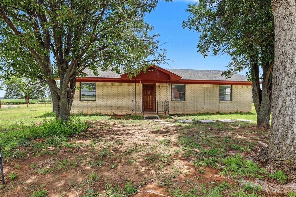 1719 E Orme Lane Property Photo 1