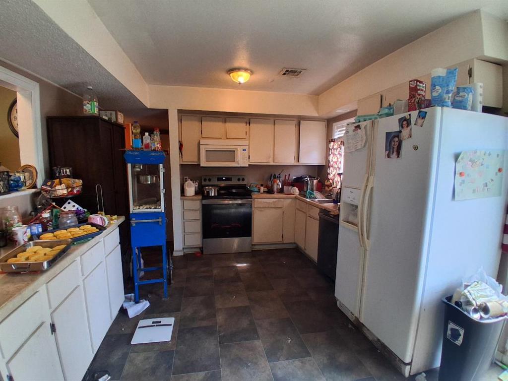 1349 Neighborhood Place Property Photo 5