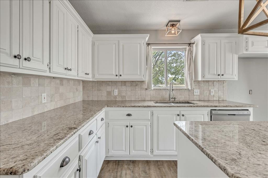 1301 Manchester Drive Property Photo 14