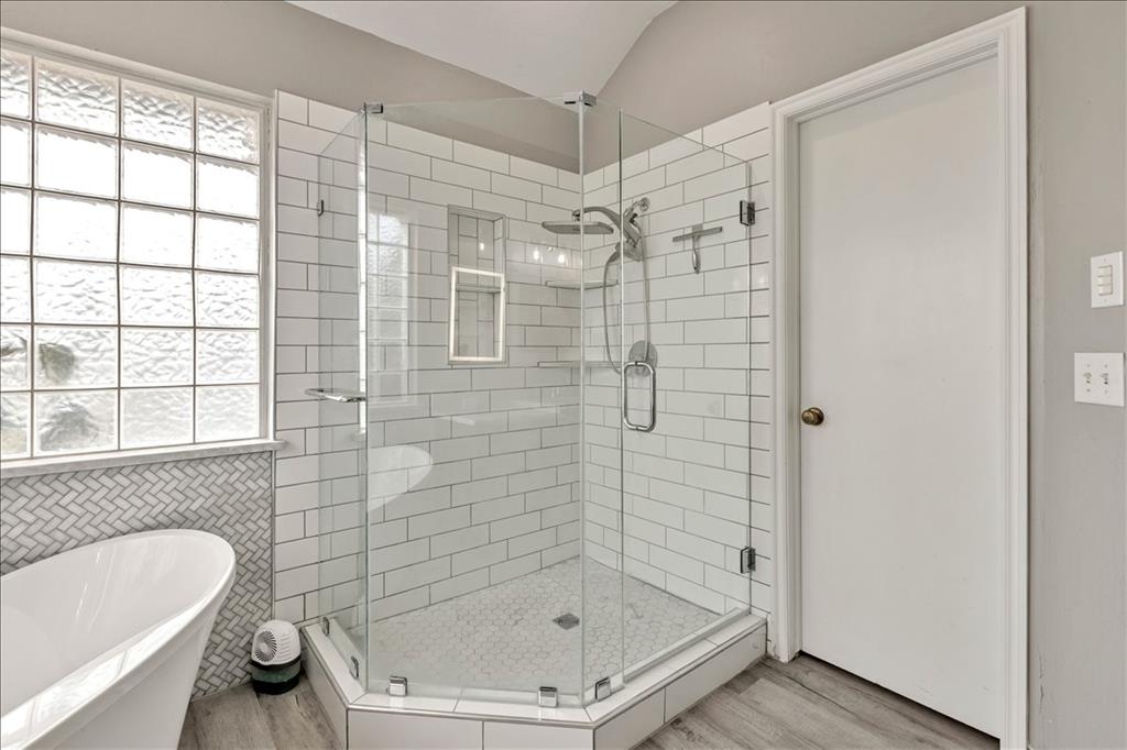 1301 Manchester Drive Property Photo 23