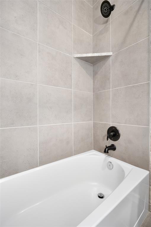 2126 Nw 34th Street Property Photo 29