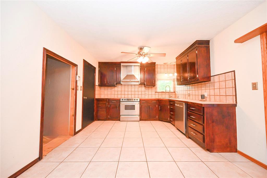 27 Shannon Drive Property Photo 6