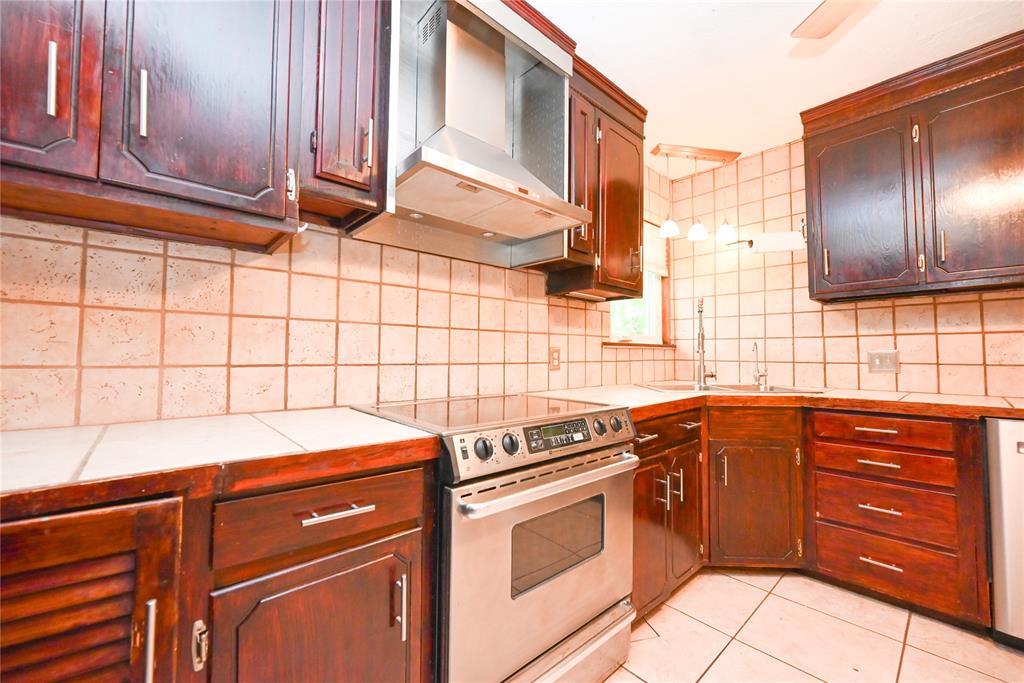 27 Shannon Drive Property Photo 7